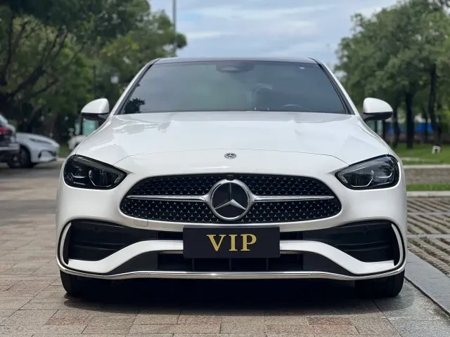 Mercedes-Benz C-Class — Фото автомобиля 4