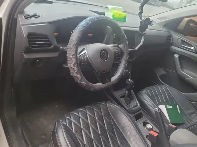 Volkswagen T-Cross — Фото автомобиля 12