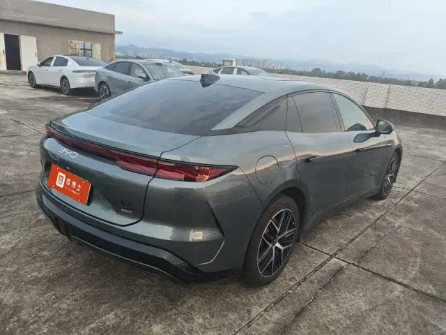 BYD Han L — Фото автомобиля 4