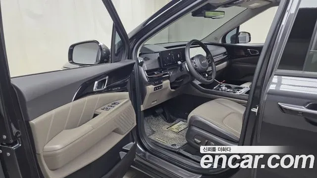 Kia Carnival 4th Gen — Фото автомобиля 15