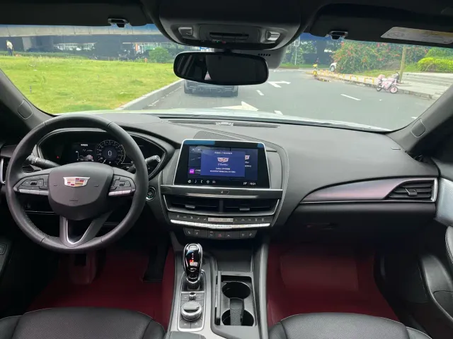 Cadillac CT5 — Фото автомобиля 13