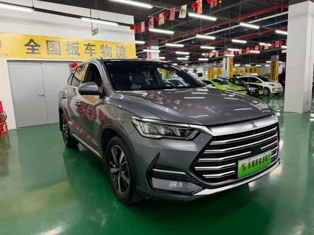 BYD Song Pro — Фото автомобиля 3