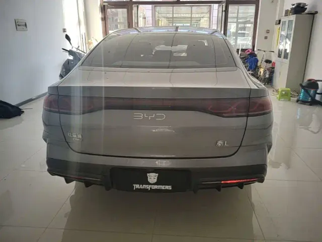 BYD Qin L — Фото автомобиля 5