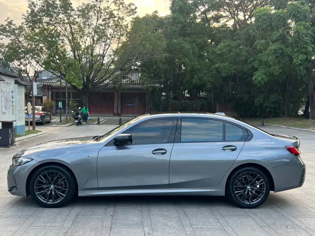 BMW 3 Series — Фото автомобиля 7