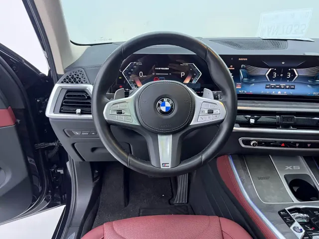 BMW X5 — Фото автомобиля 9
