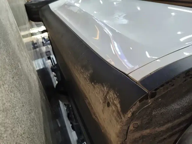 Tesla Model Y — Фото автомобиля 20