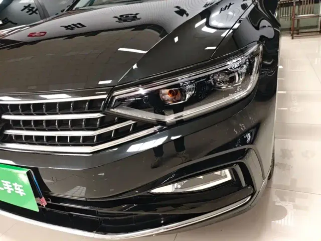 Volkswagen Magotan — Фото автомобиля 23