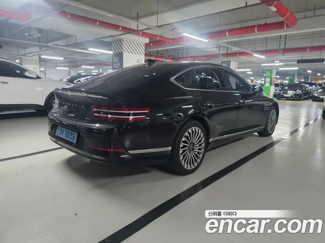 Genesis G80 RG3 — Фото автомобиля 6