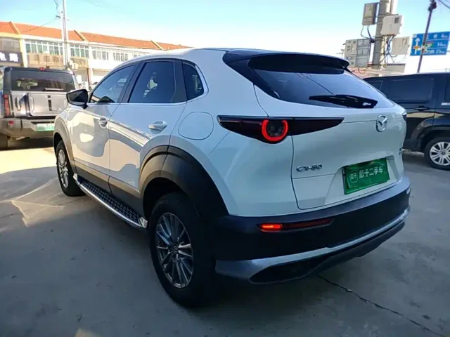 Mazda CX-30 EV — Фото автомобиля 4