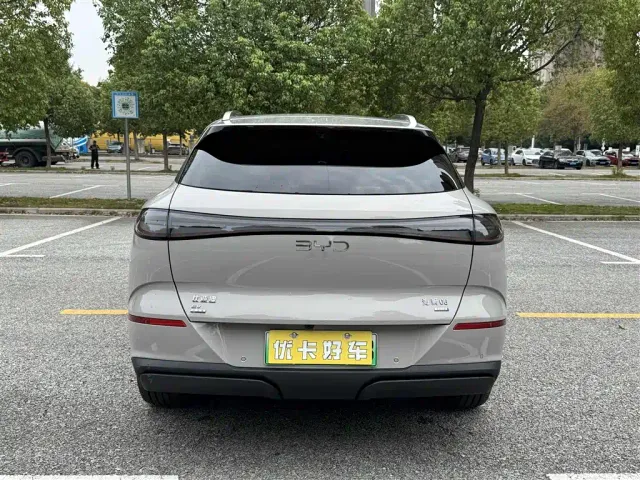 BYD Sealion 06 — Фото автомобиля 6