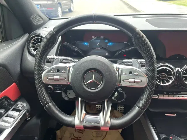 Mercedes-Benz GLB AMG — Фото автомобиля 7