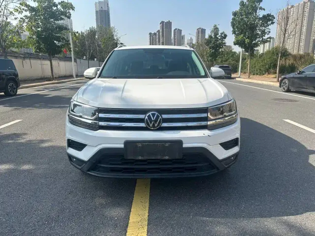 Volkswagen Tharu — Фото автомобиля 2
