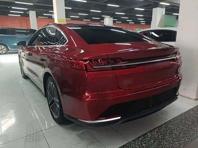 BYD Han — Фото автомобиля 4