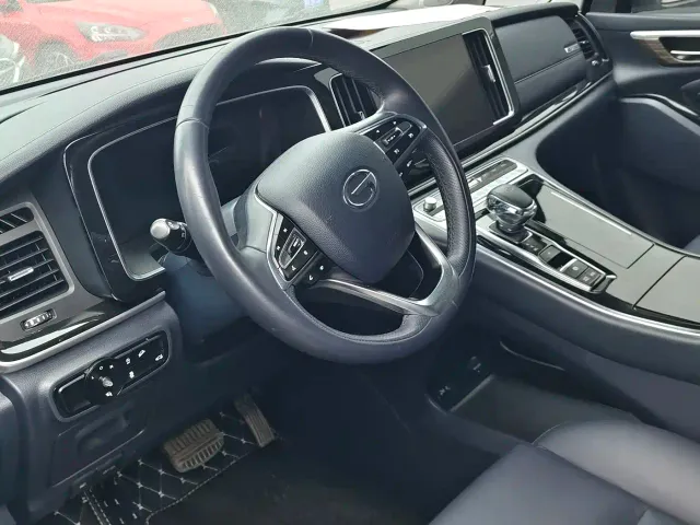 GAC Trumpchi M8 — Фото автомобиля 4