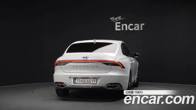 Hyundai Grandeur Новый Grandeur IG — Фото автомобиля 4