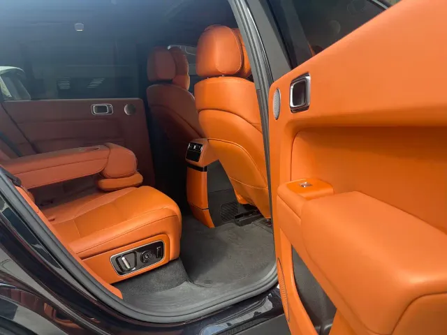 Li Auto L7 — Фото автомобиля 10