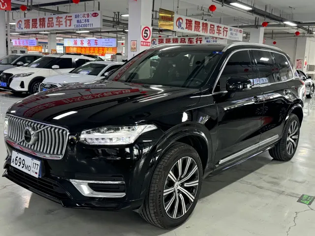 Фотография автомобиля — Volvo XC90