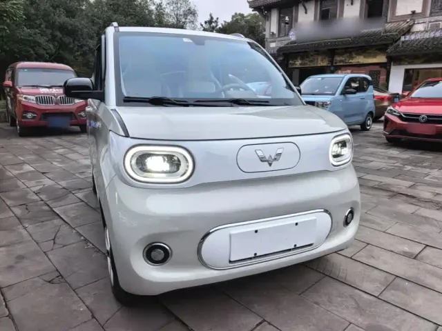 Wuling Hongguang Mini EV — Фото автомобиля 3
