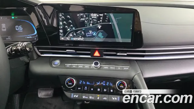 Hyundai AVANTE Новый Avante (CN7) — Фото автомобиля 13