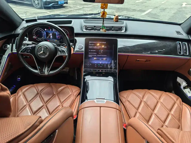 Mercedes-Benz Maybach S-Class — Фото автомобиля 14