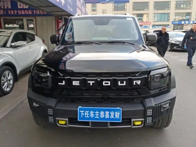 Jetour T2 — Фото автомобиля 2