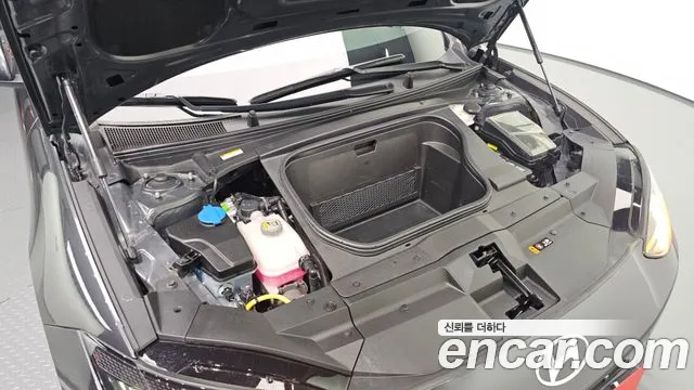 Hyundai Ioniq6 — Фото автомобиля 5