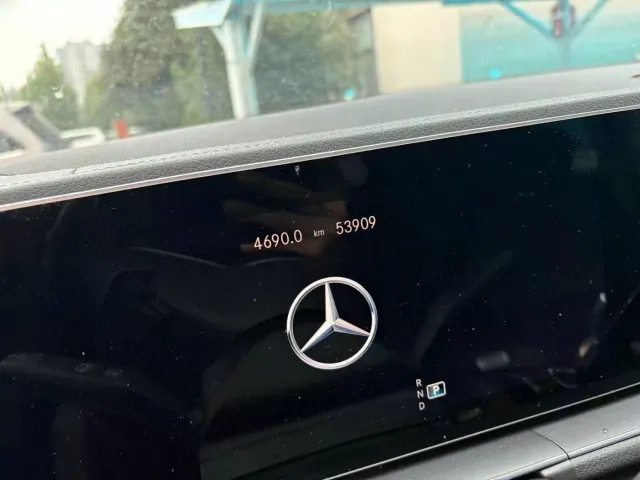 Mercedes-Benz GLE-Class — Фото автомобиля 3