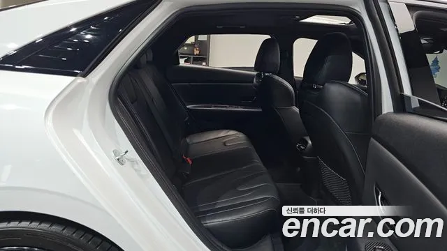 Hyundai AVANTE — Фото автомобиля 9