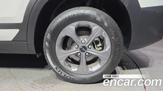 Kia Seltos Seltos Бензин 1.6 турбо 2WD — Фото автомобиля 21