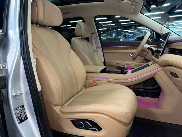 Aito M7 — Фото автомобиля 10