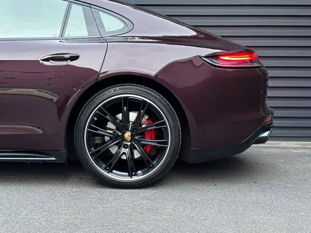 Porsche Panamera — Фото автомобиля 5