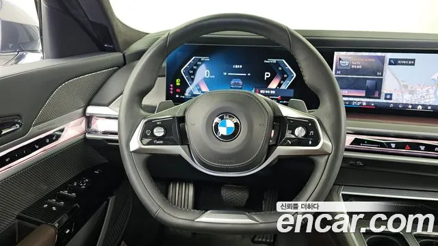 BMW 7 Series G70 — Фото автомобиля 19