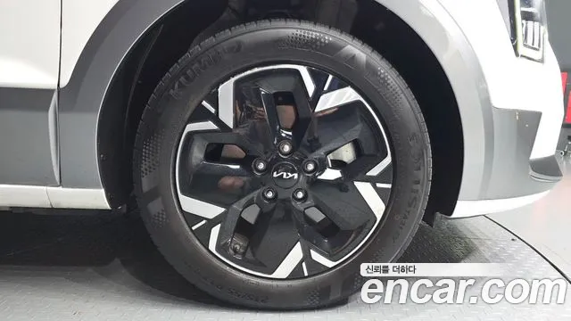 Kia Niro All Niro EV Earth — Фото автомобиля 5