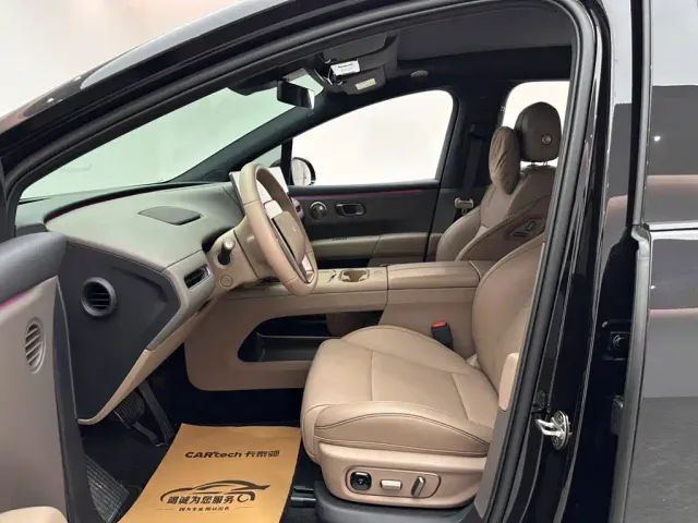 Li Auto i6 — Фото автомобиля 8