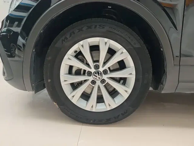 Volkswagen Tiguan L — Фото автомобиля 22