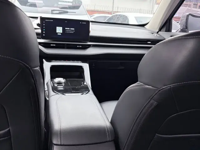 Haval H6 — Фото автомобиля 6