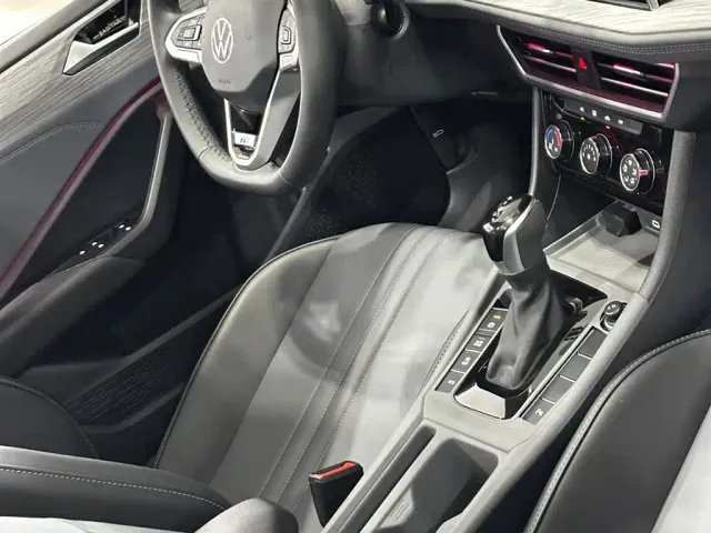 Volkswagen Sagitar — Фото автомобиля 21