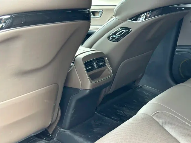 BYD Han — Фото автомобиля 15