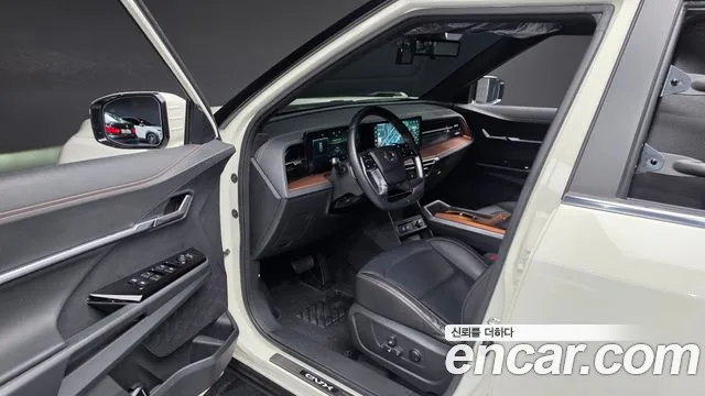 KGM Torres EVX — Фото автомобиля 15