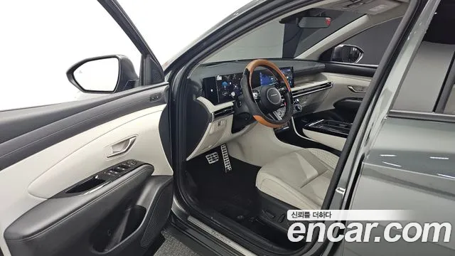 Hyundai Tucson Новый Tucson (NX4) Бензин 1.6 турбо 2WD — Фото автомобиля 9