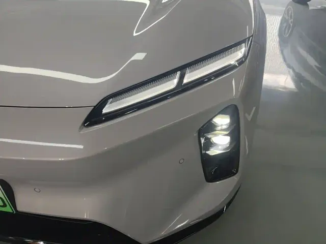 Nio ET5 Touring — Фото автомобиля 23