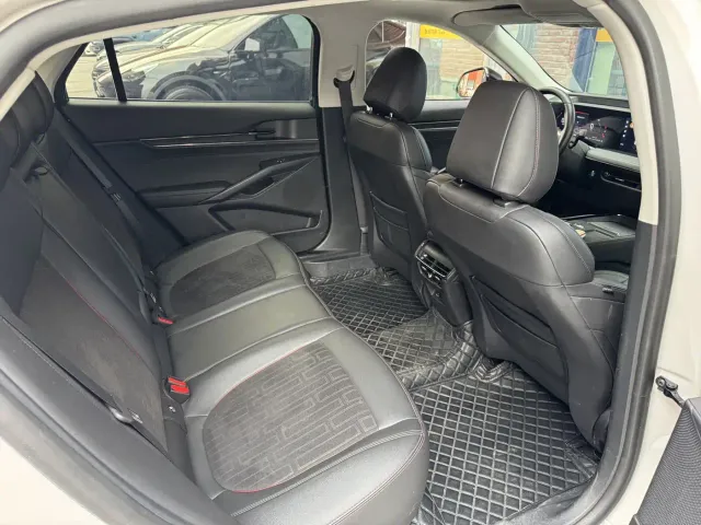 Ford Mondeo — Фото автомобиля 19