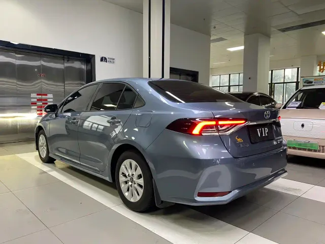 Toyota Corolla — Фото автомобиля 9