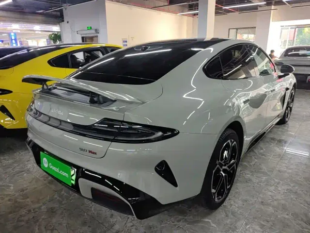 Xiaomi SU7 — Фото автомобиля 6