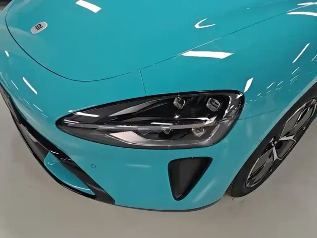Xiaomi SU7 — Фото автомобиля 23