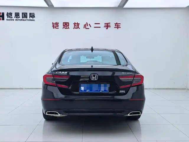 Honda Accord — Фото автомобиля 17