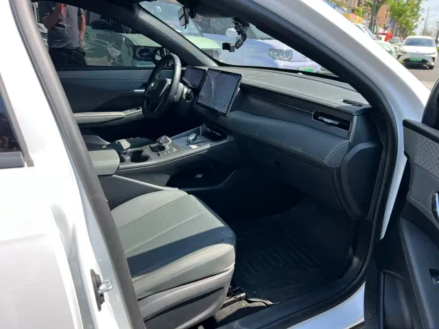 BYD Qin PLUS — Фото автомобиля 11