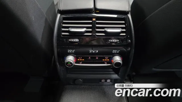 BMW 5 Series G30 — Фото автомобиля 18