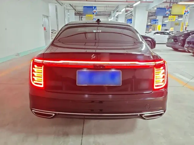 Hongqi H9 — Фото автомобиля 5