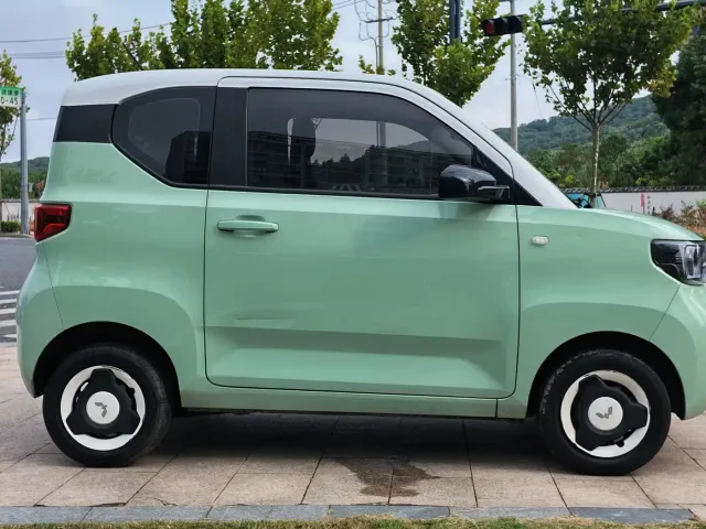 Wuling Hongguang Mini EV — Фото автомобиля 7